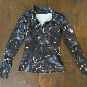 Nike dri fit pullover